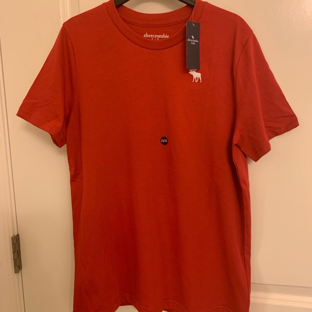 A&F kids red t shirt